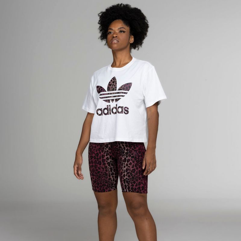 Camiseta adidas Originals Manga Curta Logo - Studio 78