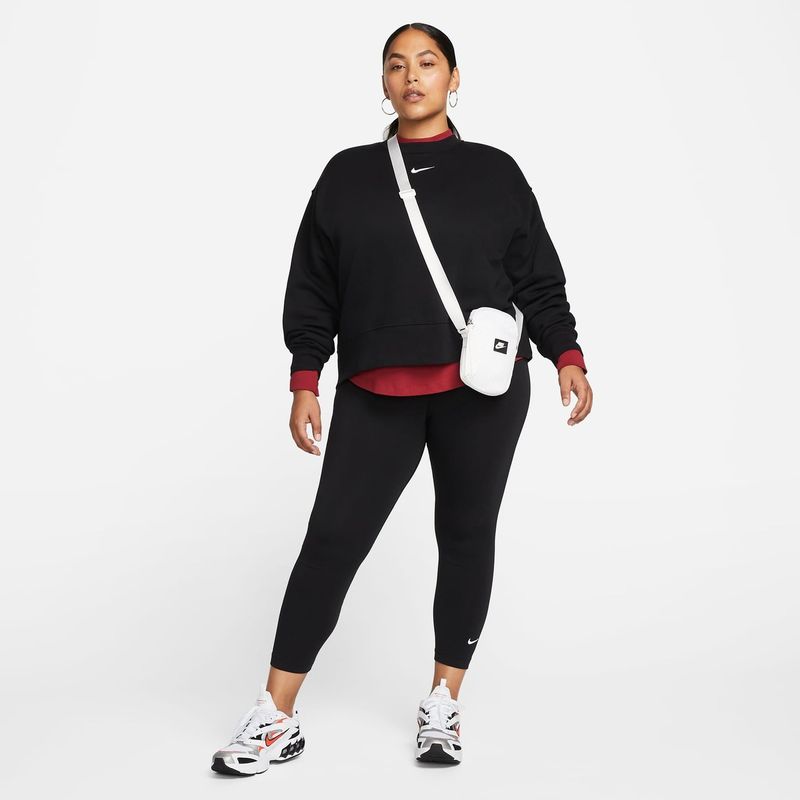 Plus Size - Legging Nike Sportswear Essential Feminina