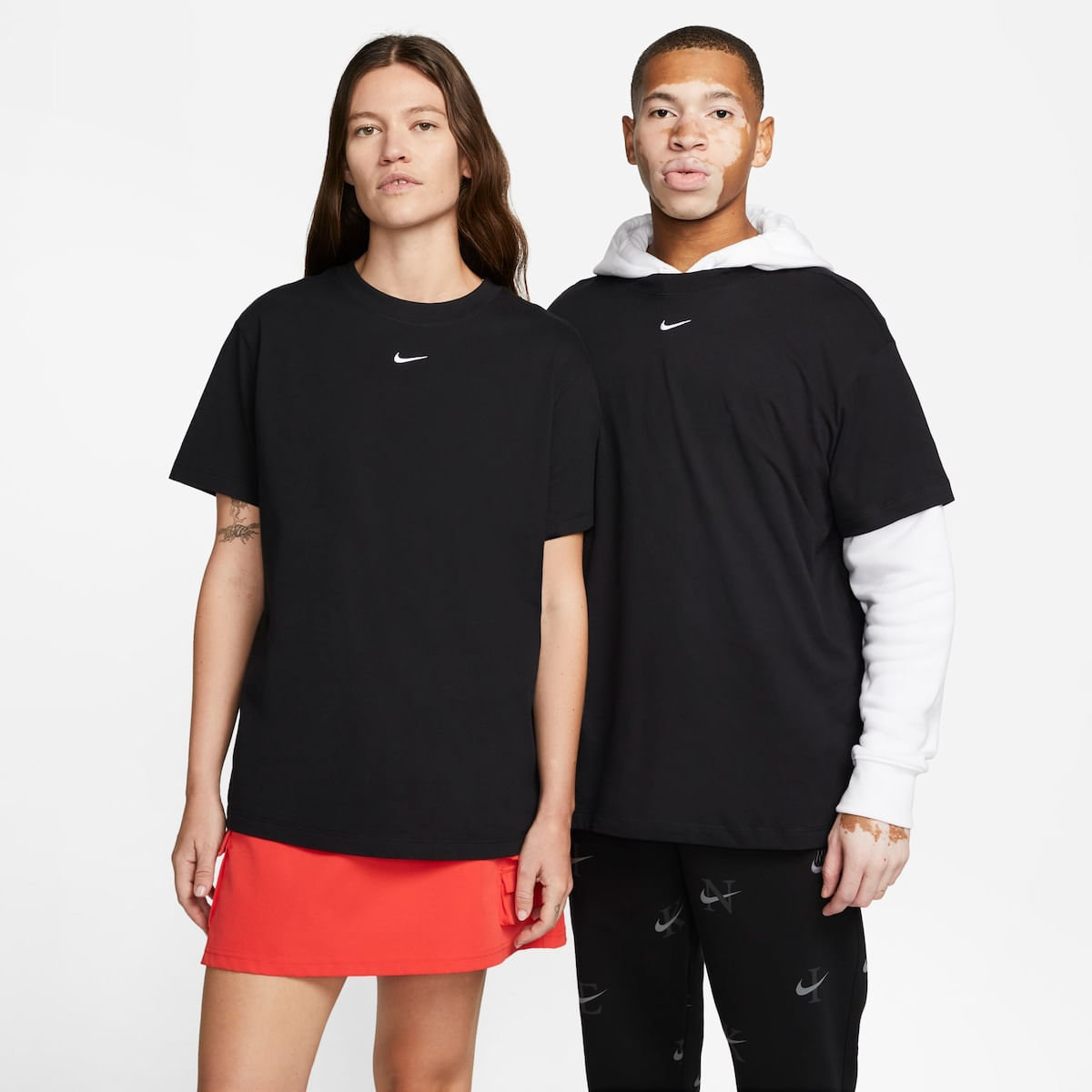 Camiseta Nike Sportswear Essentials Feminina