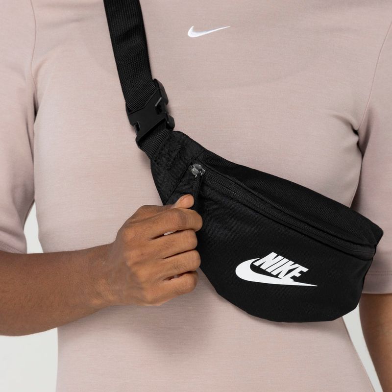 Nike heritage best sale hip pack black