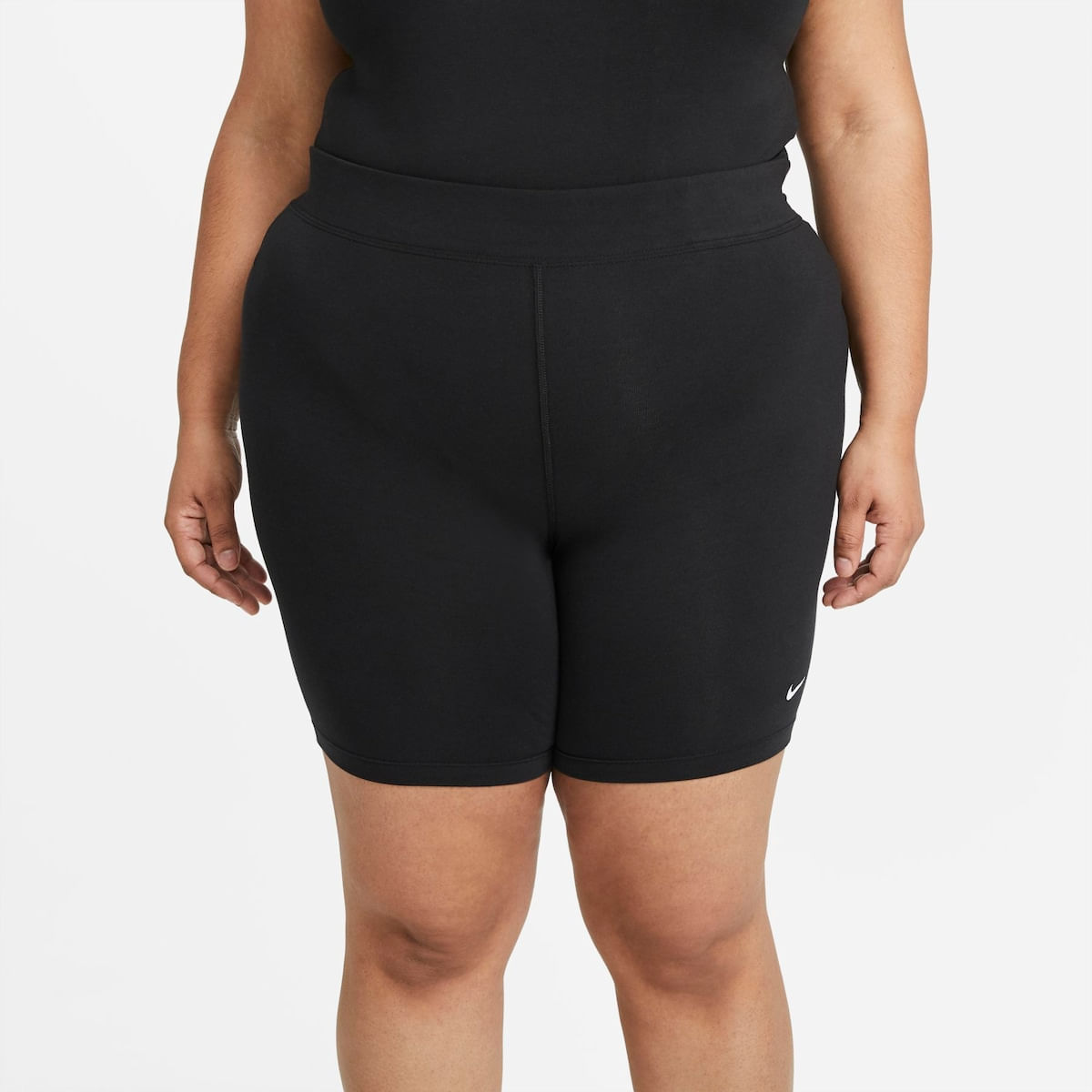 Plus Size - Shorts Nike Sportswear Essential Feminino