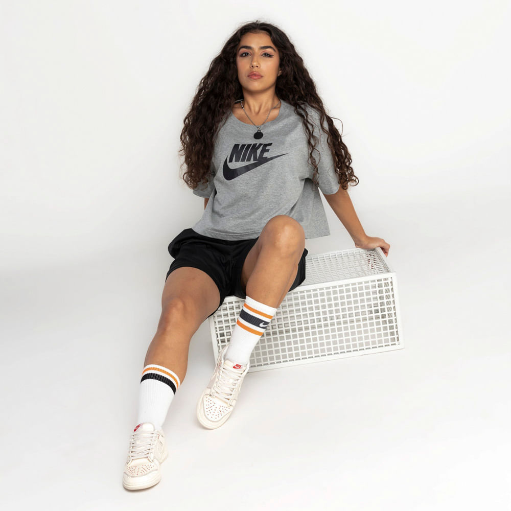 Blusa Cropped Nike Tee Sportswear Essential - Feminina