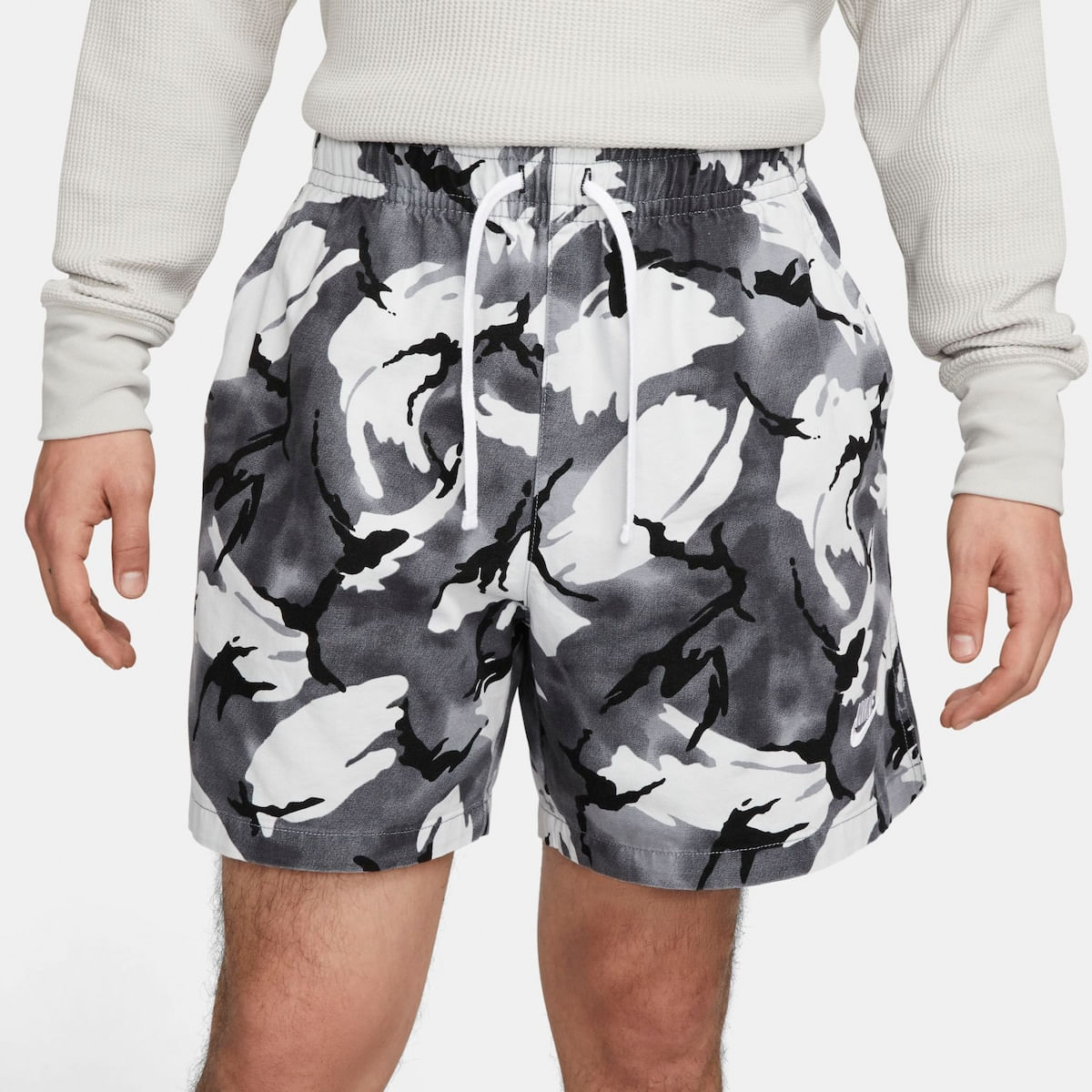 Shorts Nike Club+ Woven Flow Masculino