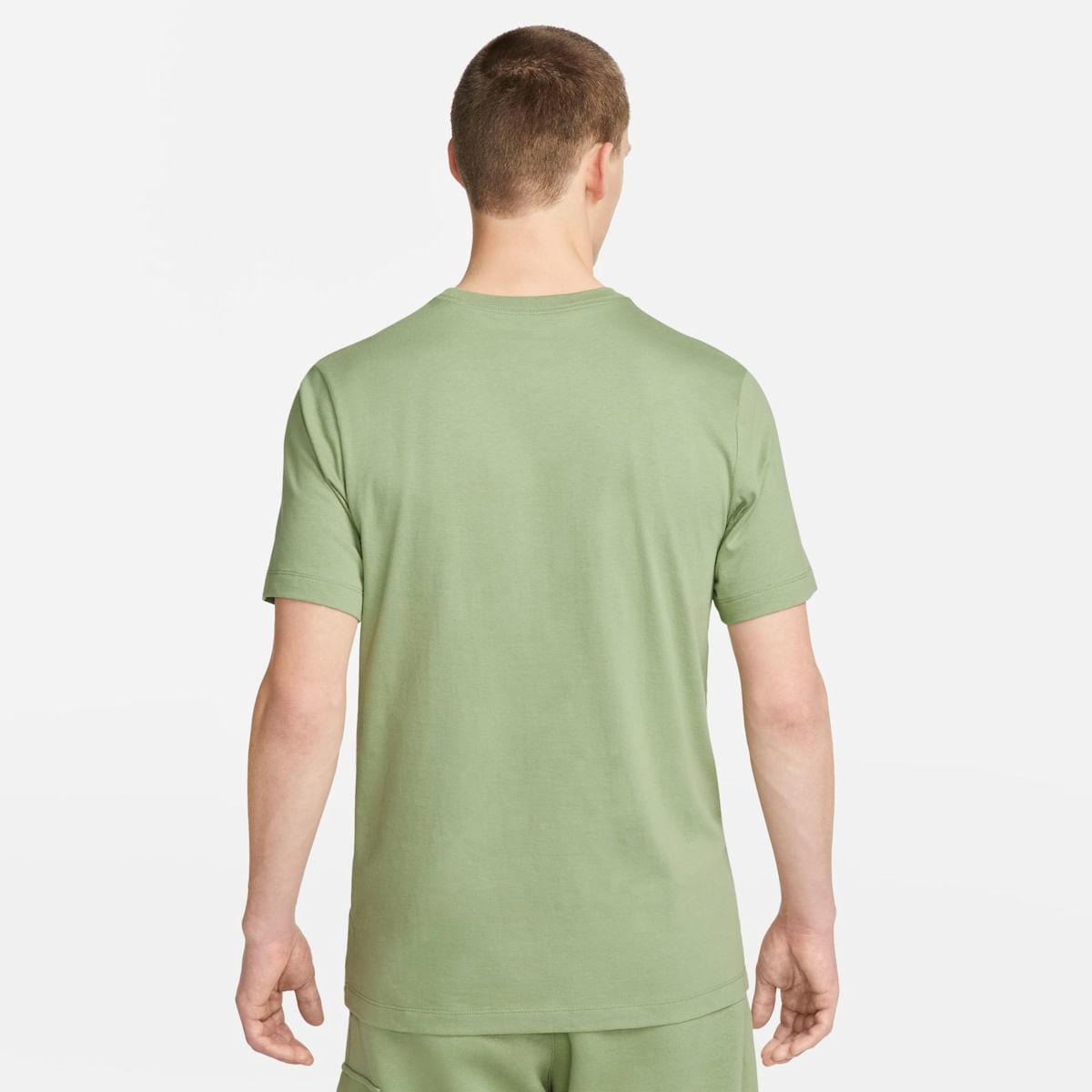 Camiseta Nike Sportswear Club Masculina