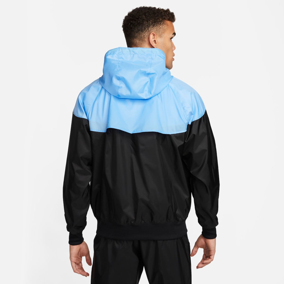 Jaqueta Nike Sportswear Windrunner Masculina