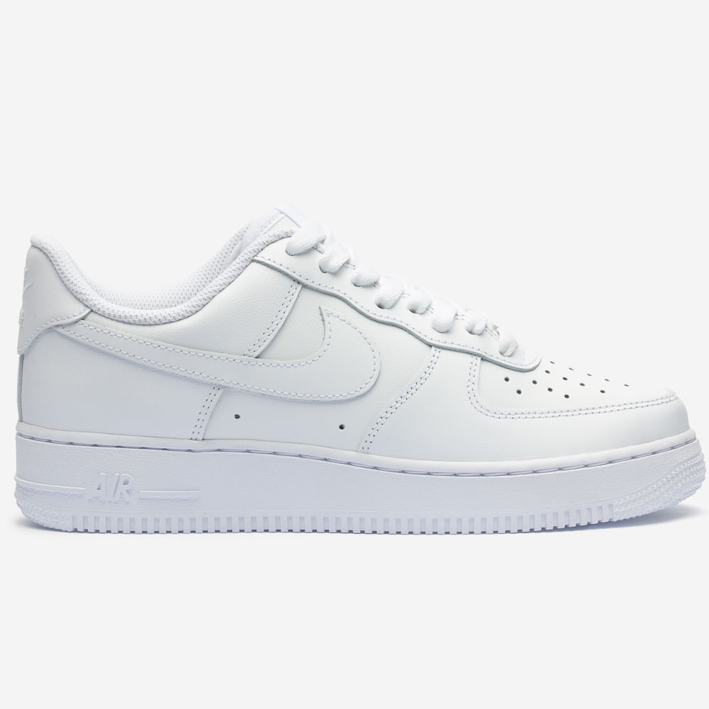 Tênis Nike Air Force 1 '07 Le