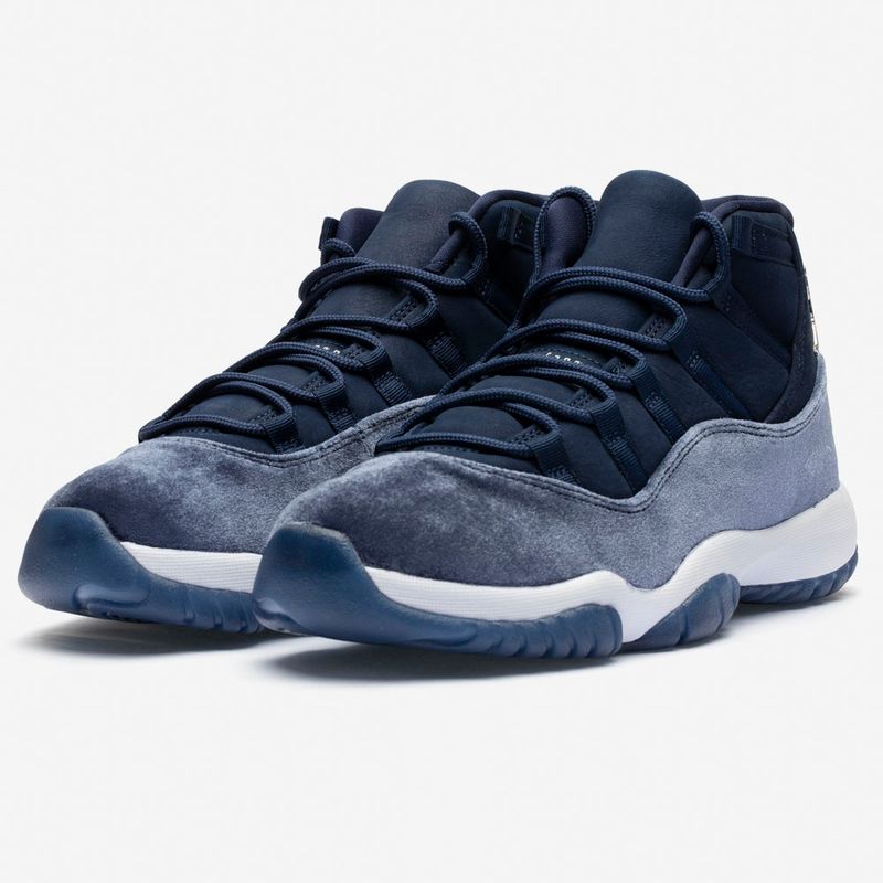 Blue velvet jordan 11s best sale