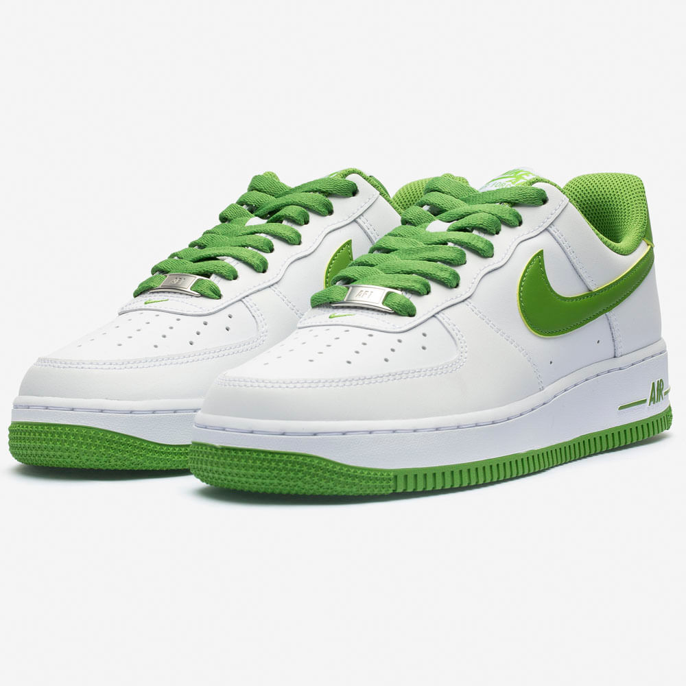 Tênis Nike Air Force 1 '07