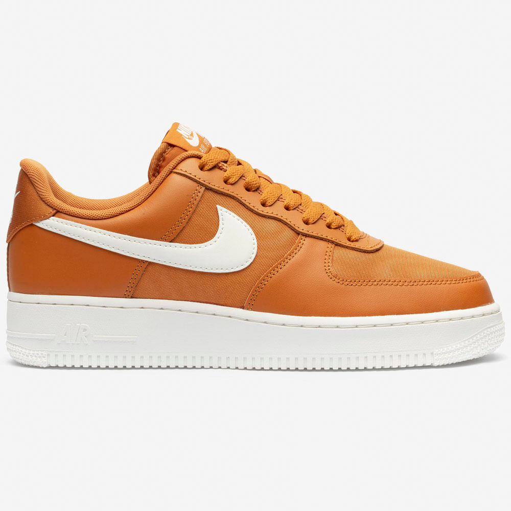 Tênis Nike Air Force 1' 07 LV8