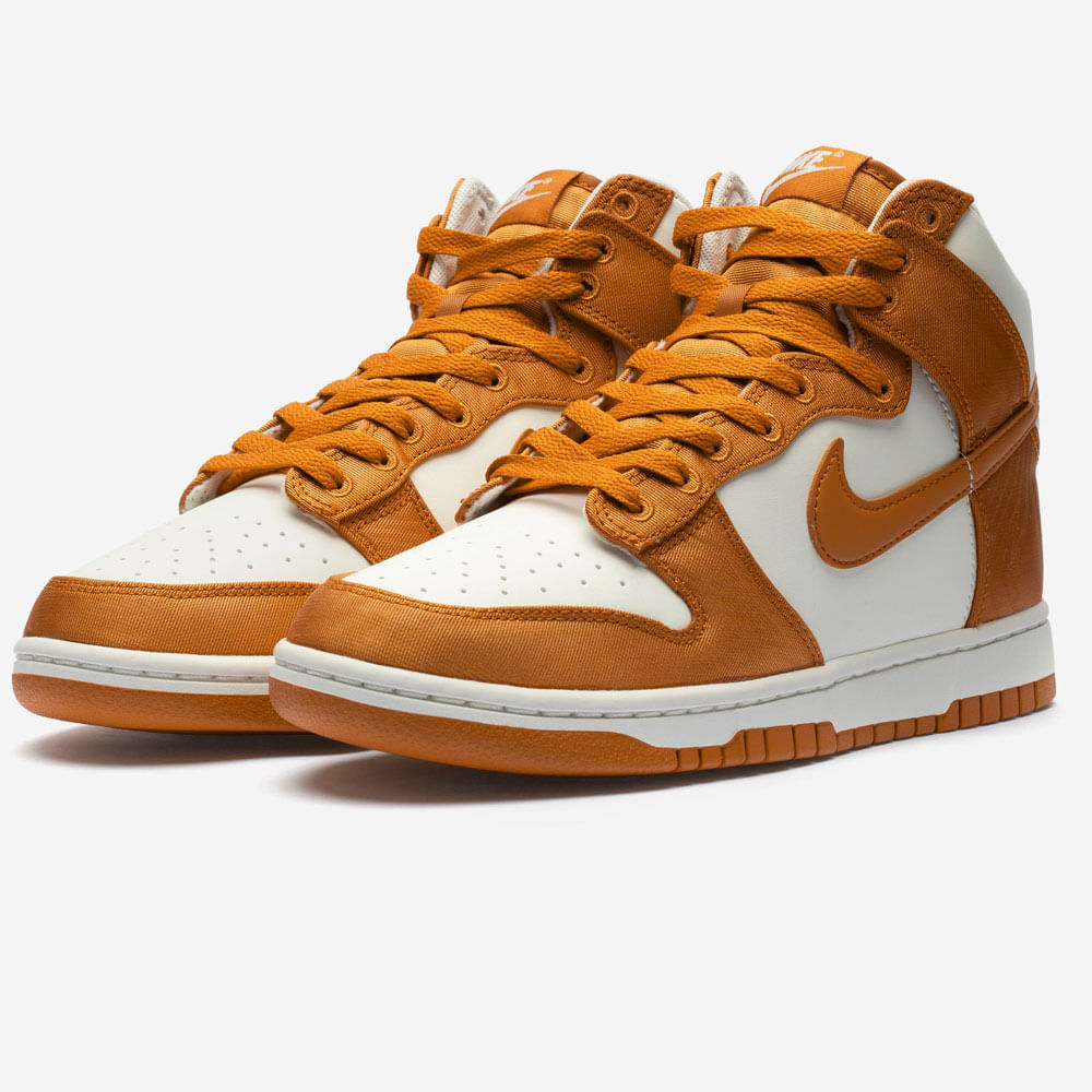 Tênis Nike Dunk HI Retrô Se Monarch