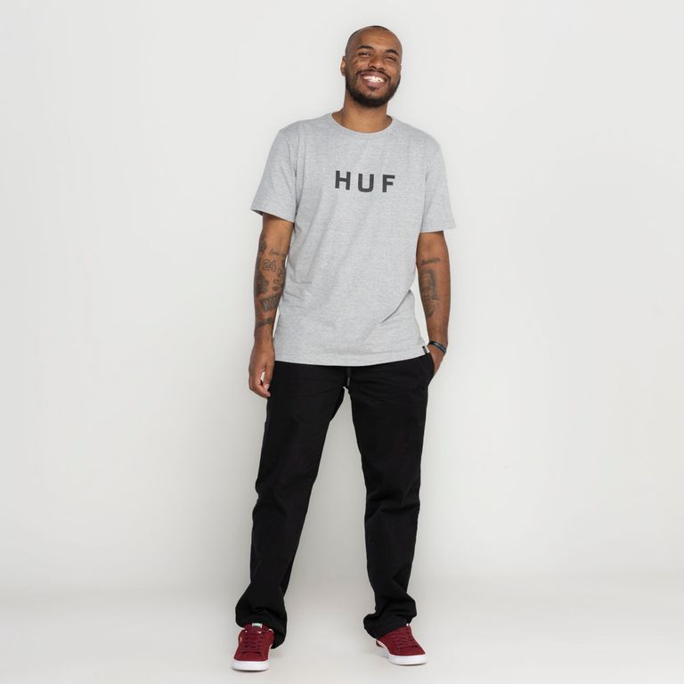 Camiseta Huf Manga Curta Essentials Og Logo