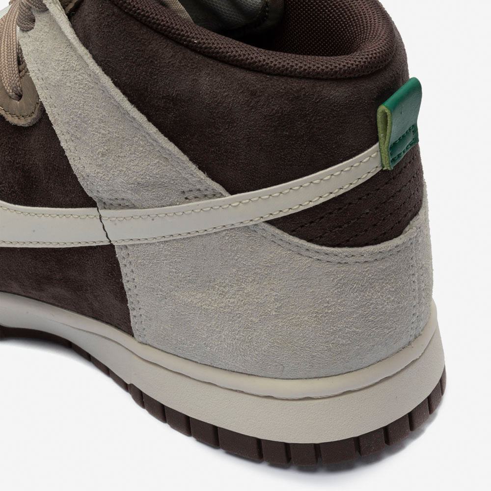 NIKE DUNK HI RETRO PRM (Sail/Chocolate) - Corre de Rua