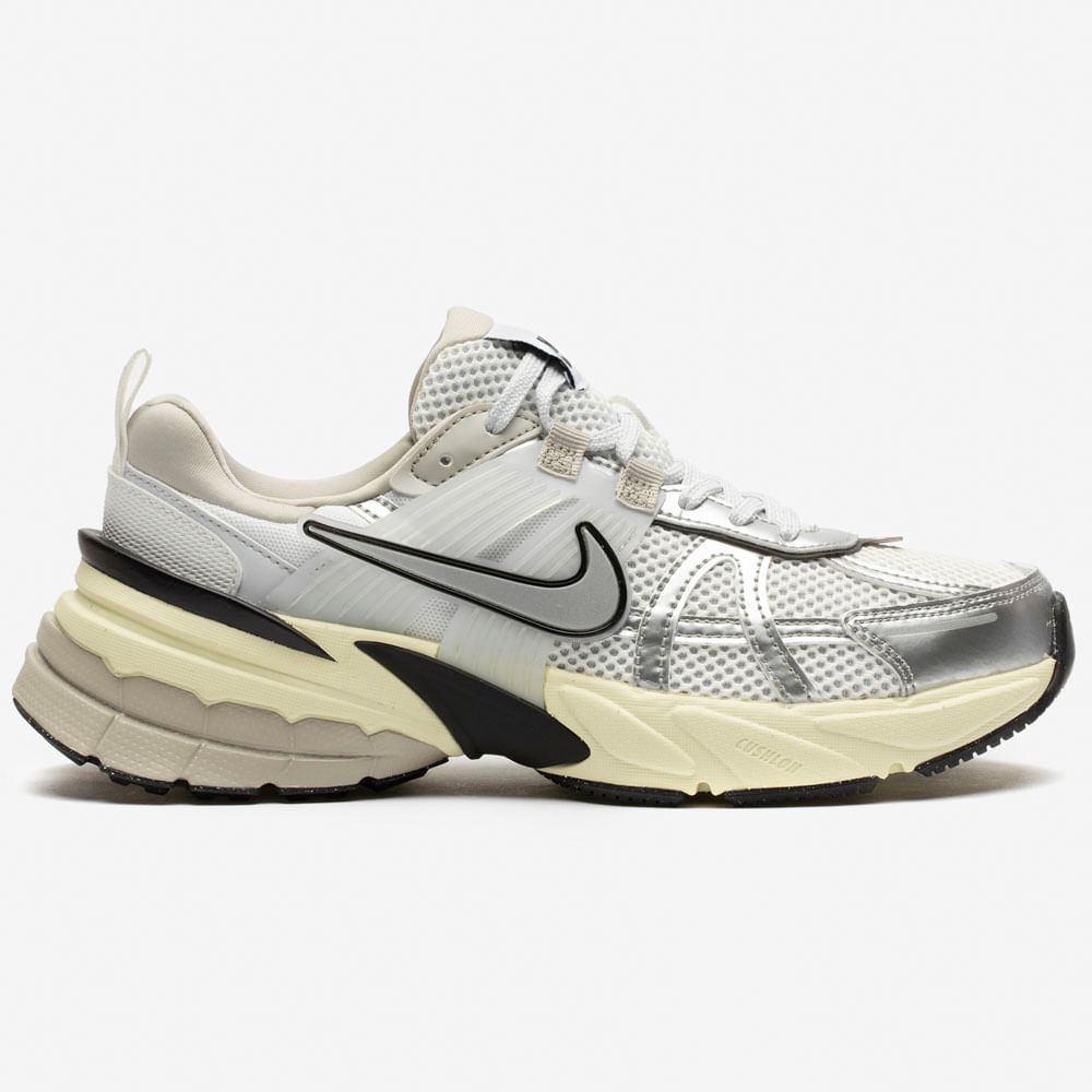 Tênis Nike Runtekk Summit White and Metallic Silver