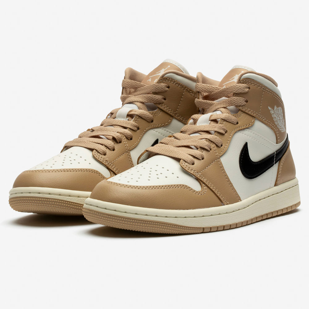 Tênis Nike Air Jordan 1 MID