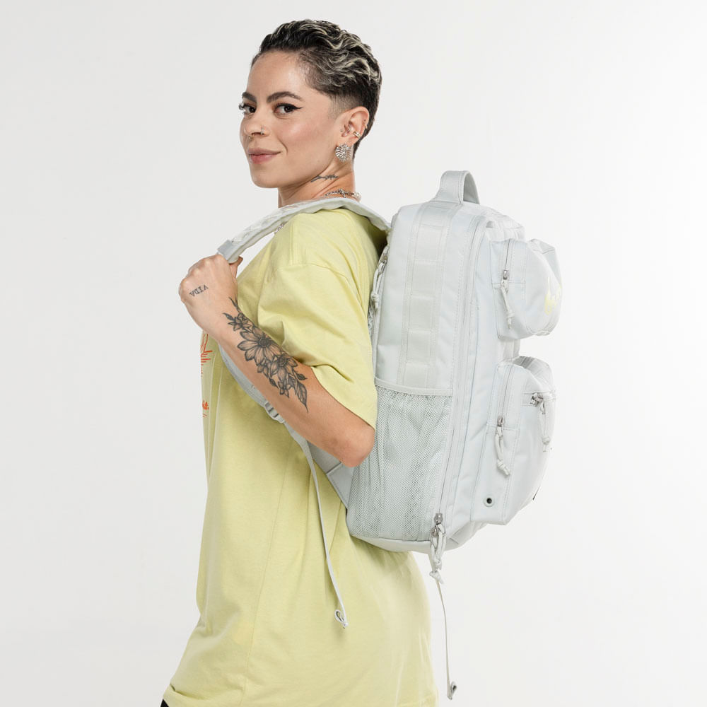 Mochila Nike Utility Speed 27 Litros Studio 78