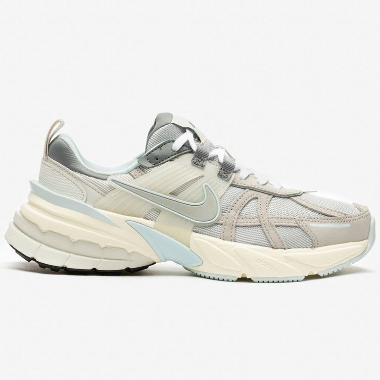 Tênis Nike V2K Run NCPS