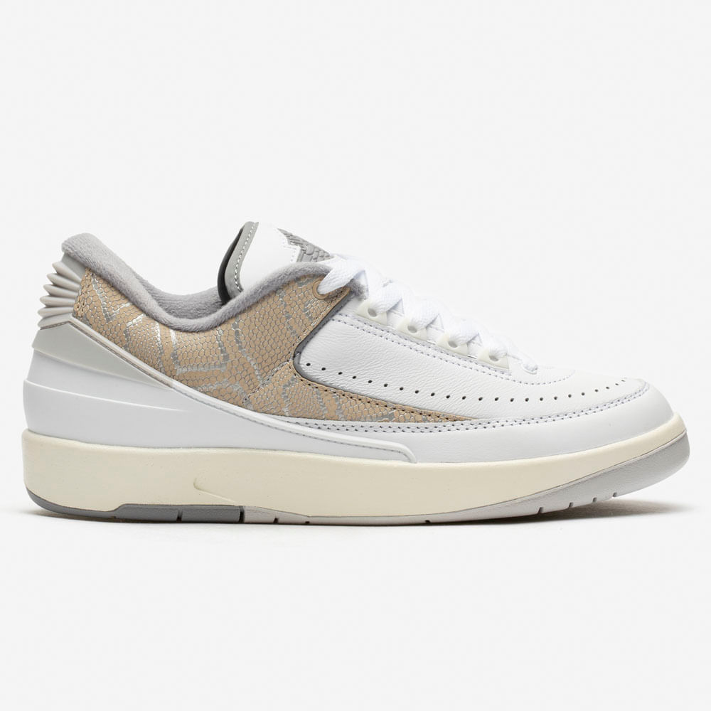 Tênis Nike Air Jordan 2 Retrô Low