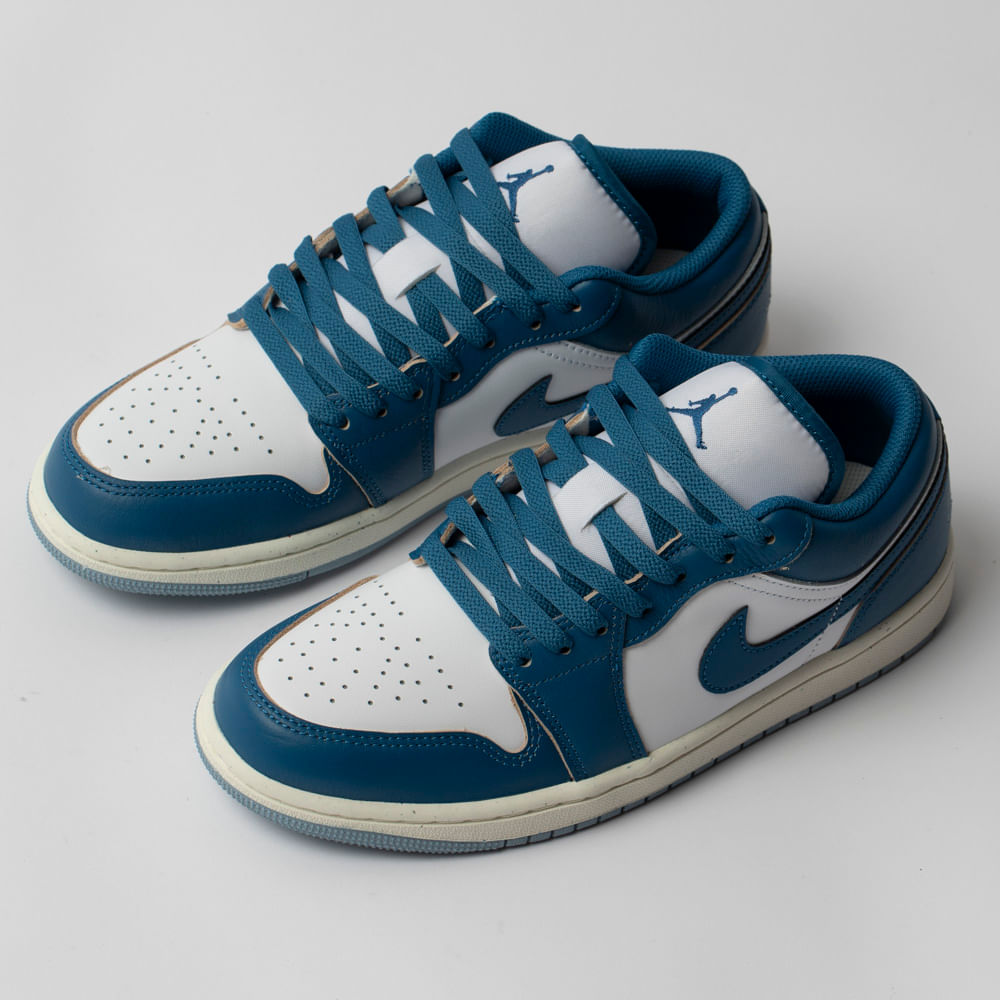 Tênis Nike Air Jordan 1 Low SE