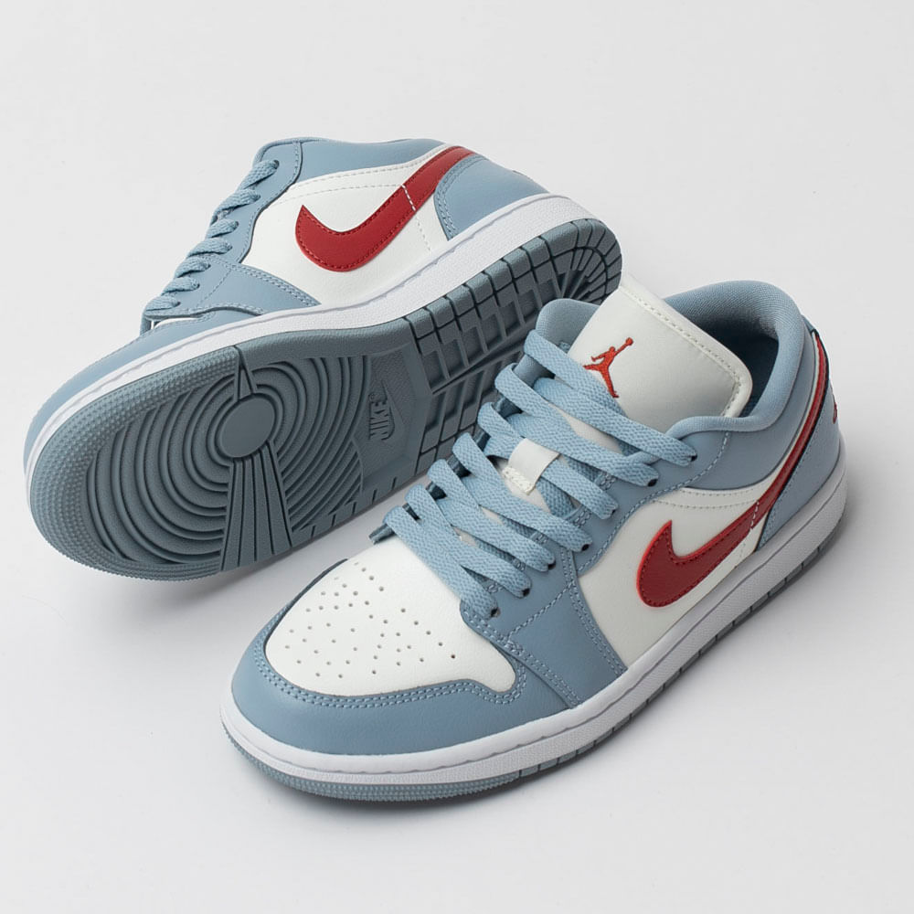 Tênis Nike Air Jordan 1 Low Re