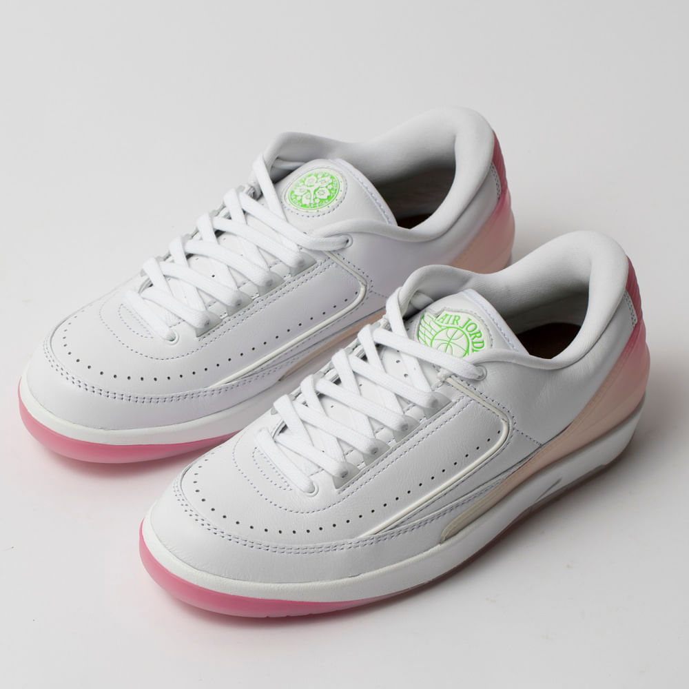 Tênis Nike Air Jordan 2 Retrô Low CH Blsm - Cherry Blossom