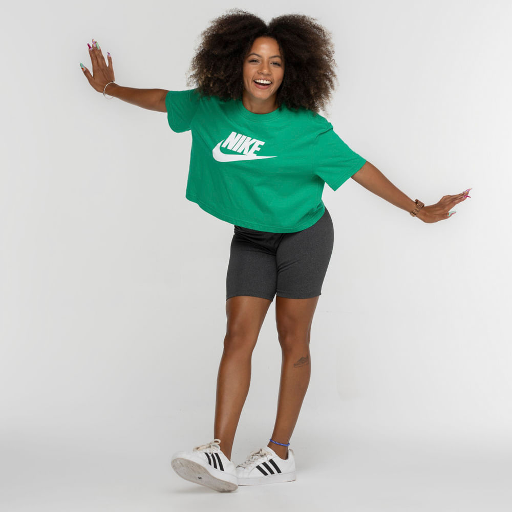 Blusa Cropped Nike Tee Sportswear Essential