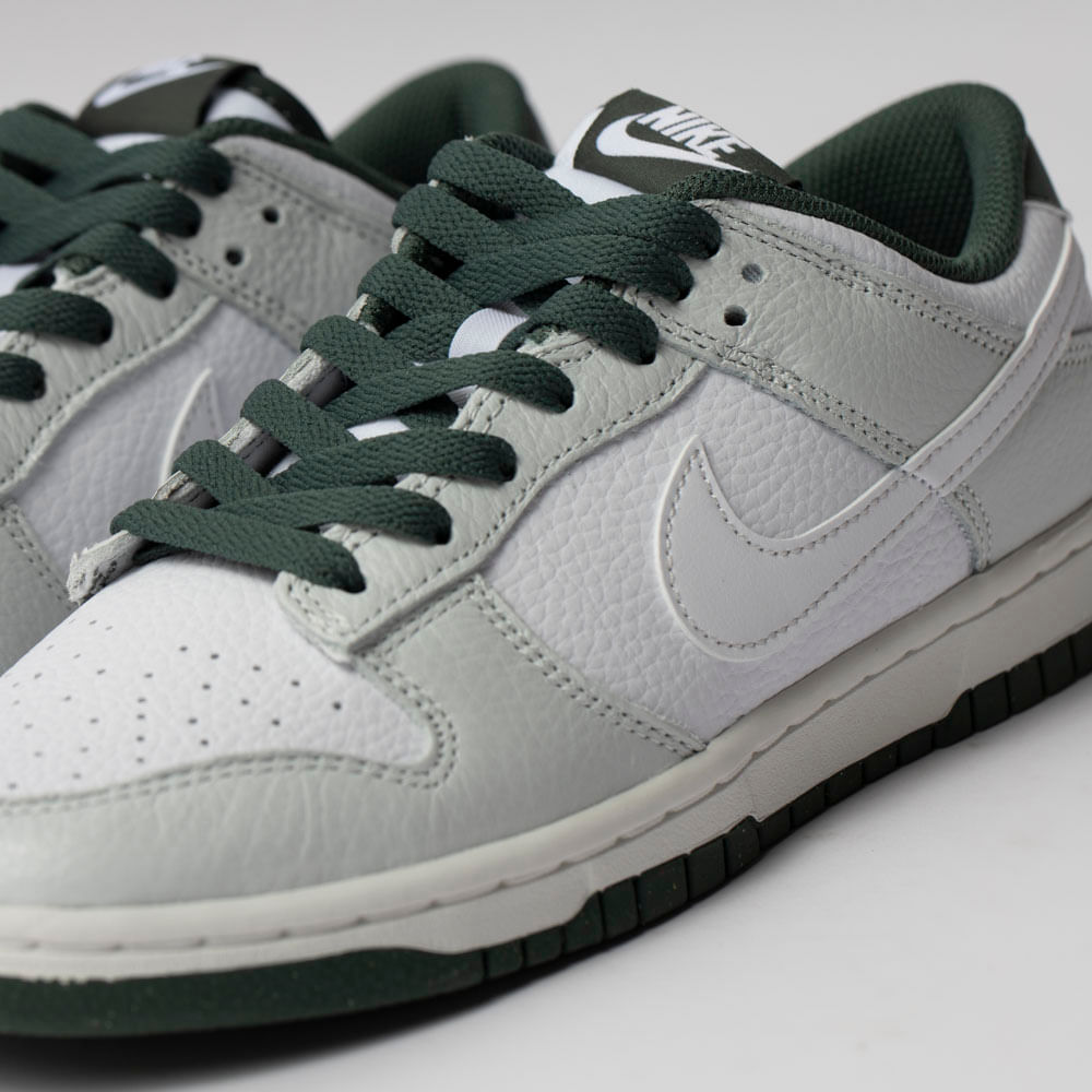 Tênis Nike Dunk Low Retrô SE