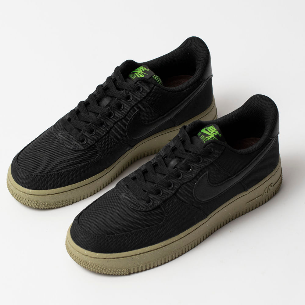 Tênis Nike Air Force 1 07 Lv 8 URB