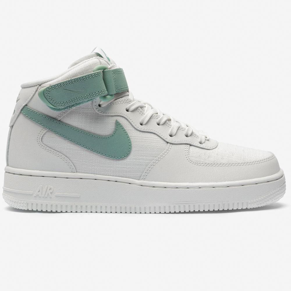 Tênis Nike Air Force 1 '07 MID