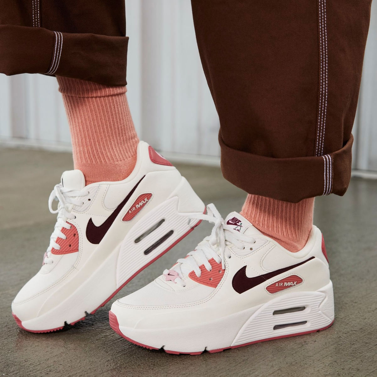 Tênis Nike Air Max 90 LV8 Feminino