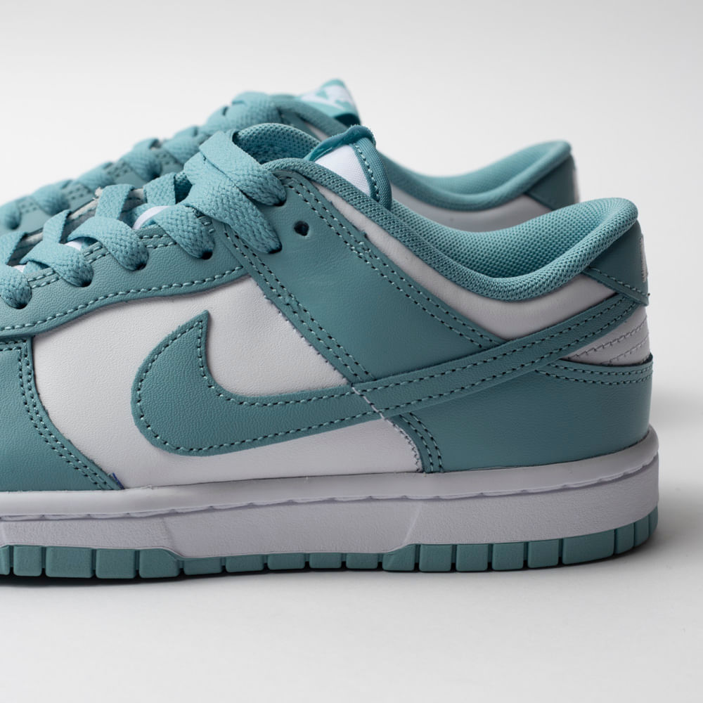 Tênis Nike Dunk Low Retrô BTTYS