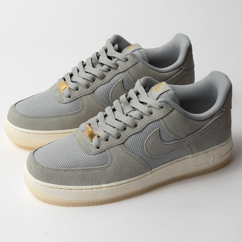 Tênis Nike Air Force 1'07 LV8 Gift