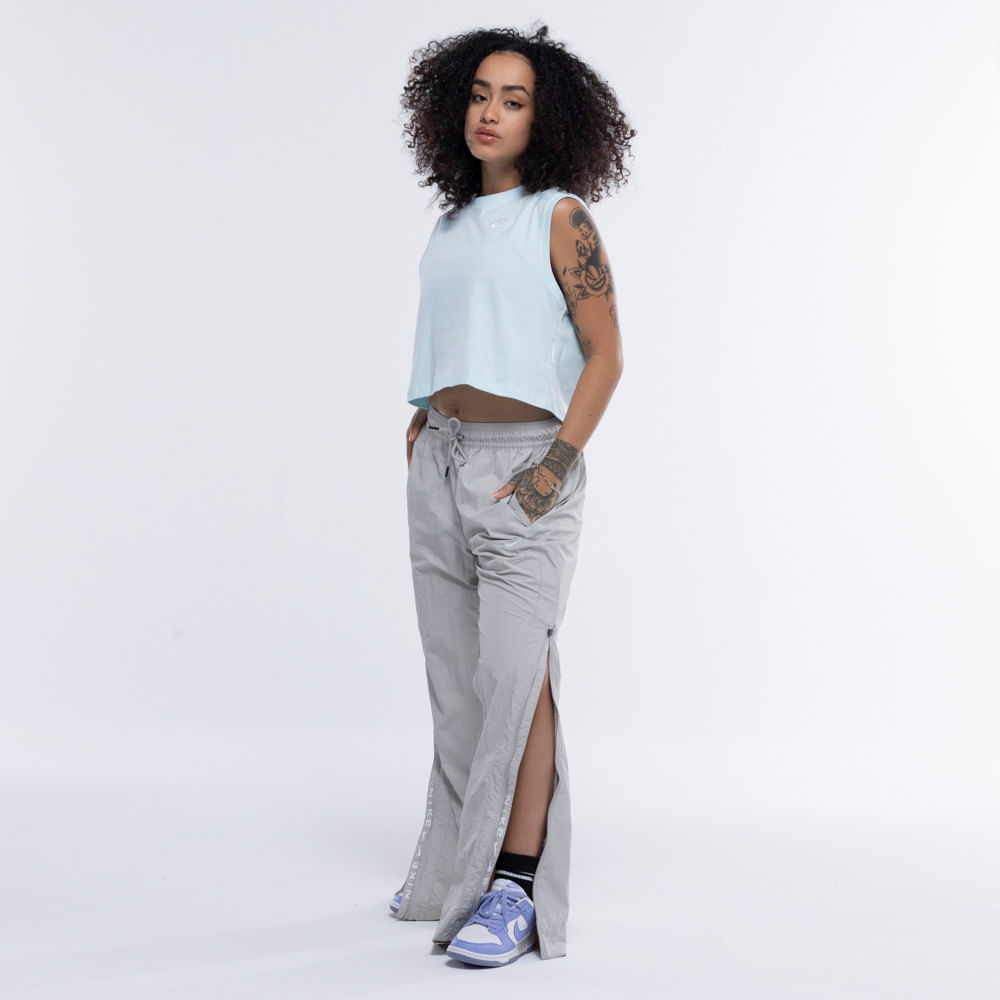 Blusa Cropped Nike Club SL Tee