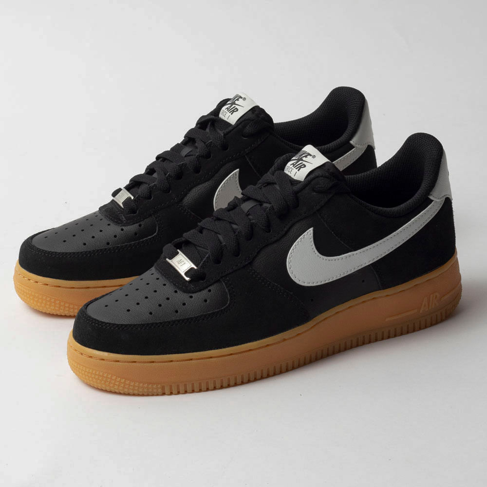 Tênis Nike Air Force 1'07 LV8 BTS