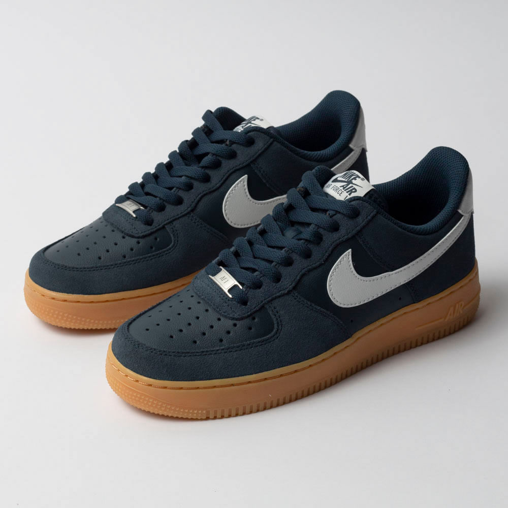 Tênis Nike Air Force 1'07 LV8 BTS