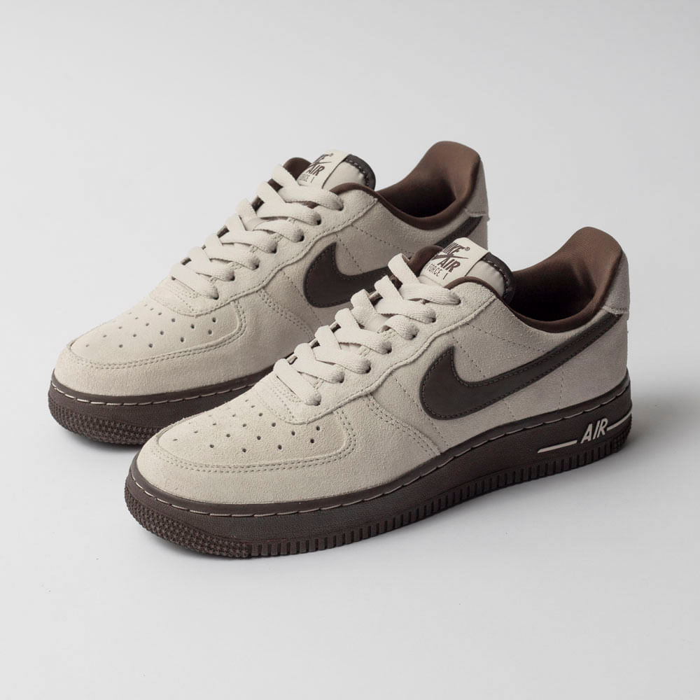 Tênis Nike Air Force 1 '07