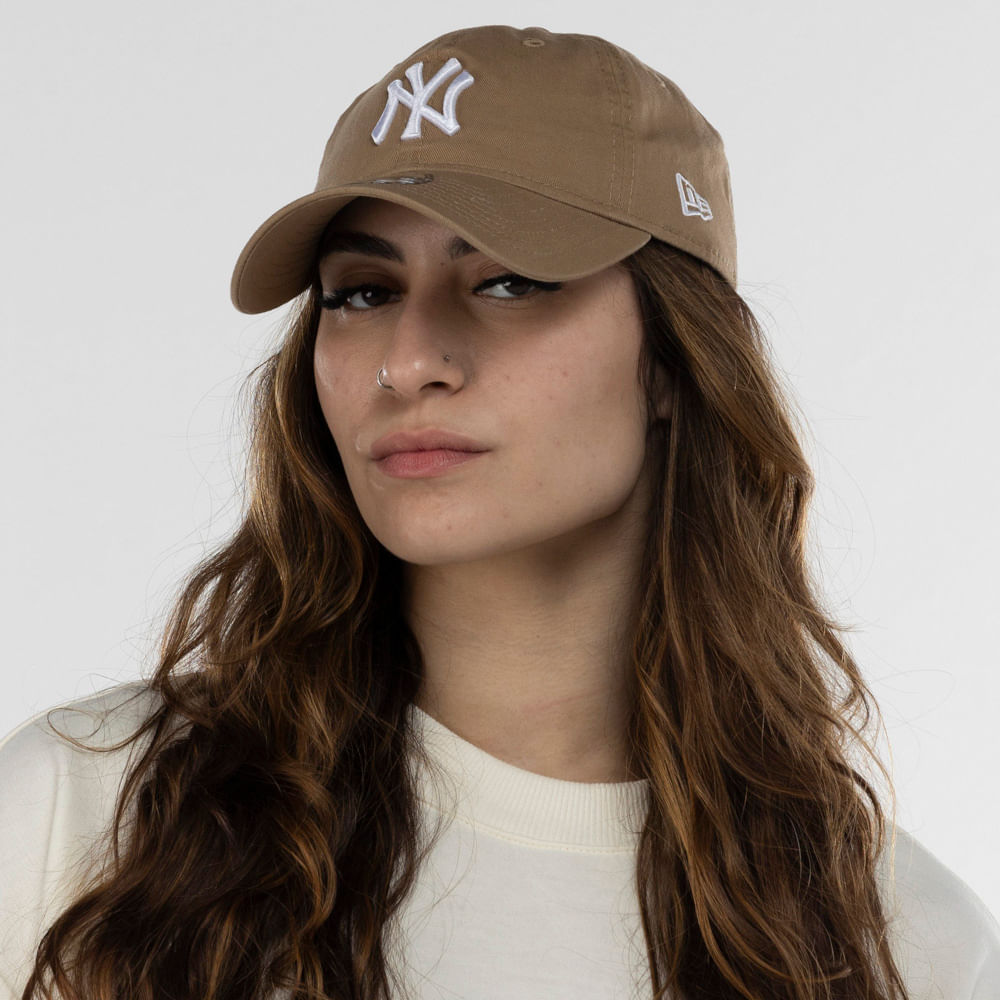 Boné Aba Curva New York Yankees New Era MLB Strapback 920 ST PERM KHK - Adulto